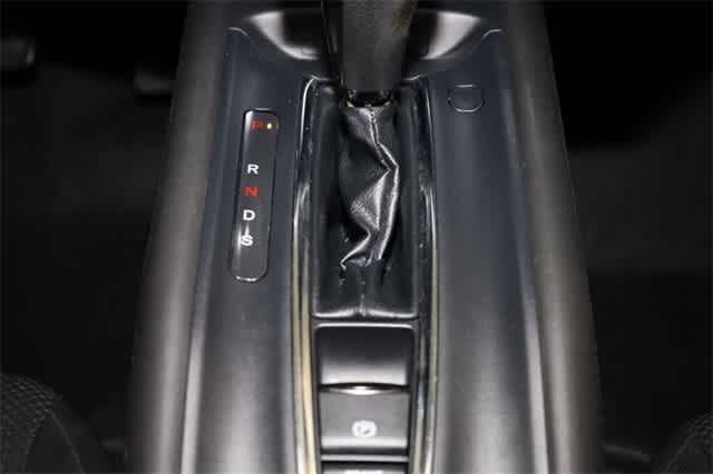 Thumbnail: 2018 Honda HR-V - 32