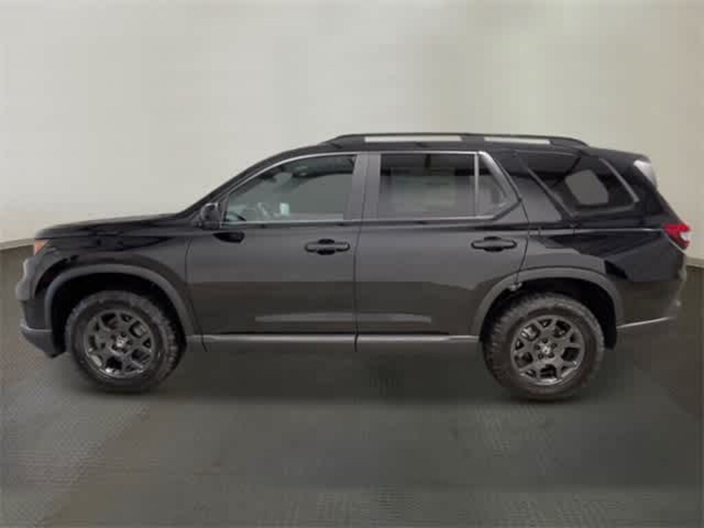 New 2025 Honda Pilot TrailSport SUV