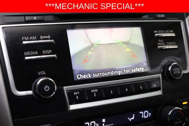 Thumbnail: 2017 Nissan Altima - 24