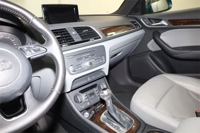 Thumbnail: 2016 Audi Q3 - 23