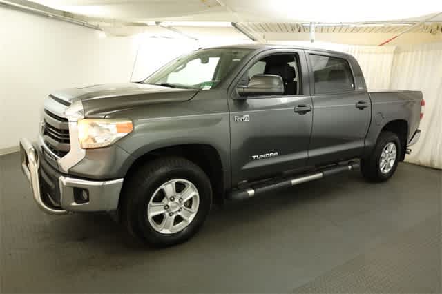 Used 2014 Toyota Tundra SR5 with VIN 5TFDY5F19EX380624 for sale in Medford, OR