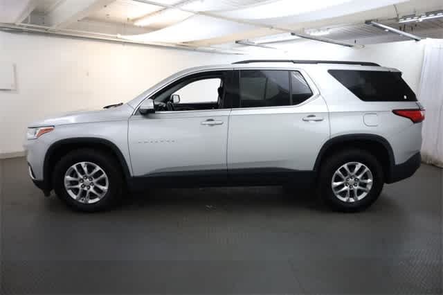 Thumbnail: 2020 Chevrolet Traverse - 3