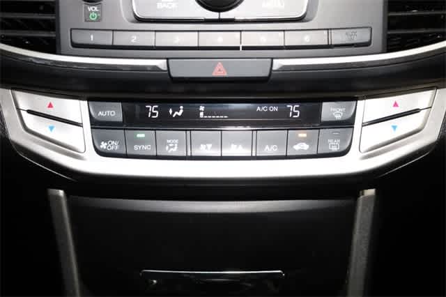 Thumbnail: 2013 Honda Accord - 28