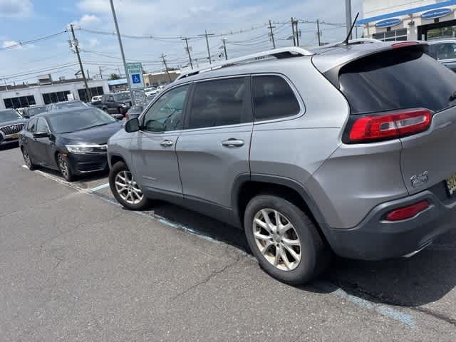Thumbnail: 2015 Jeep Cherokee - 8