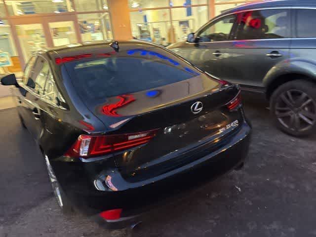 Thumbnail: 2014 Lexus IS - 9