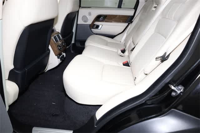 Thumbnail: 2019 Land Rover Range Rover - 21