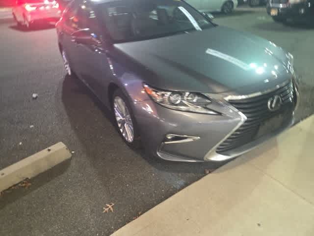 Thumbnail: 2016 Lexus ES - 20