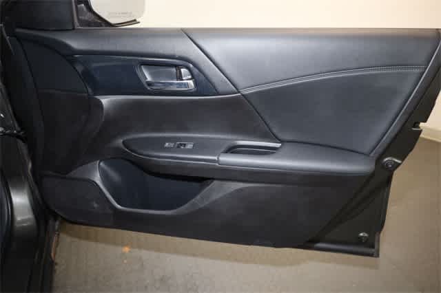 Thumbnail: 2013 Honda Accord - 22