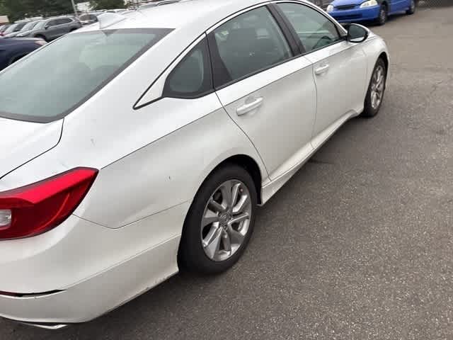 2019 Honda Accord LX 9