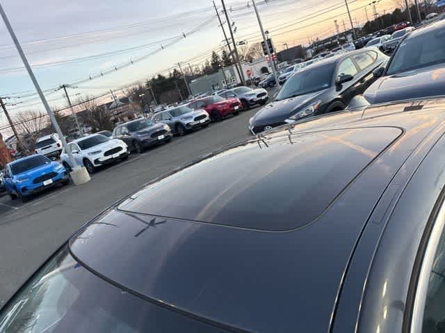 Thumbnail: 2013 BMW 5 Series - 21