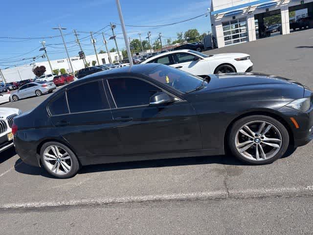 Thumbnail: 2017 BMW 3 Series - 20