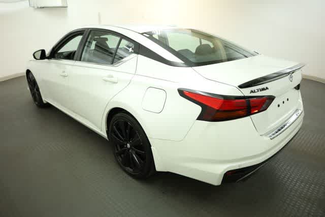 Thumbnail: 2022 Nissan Altima - 4