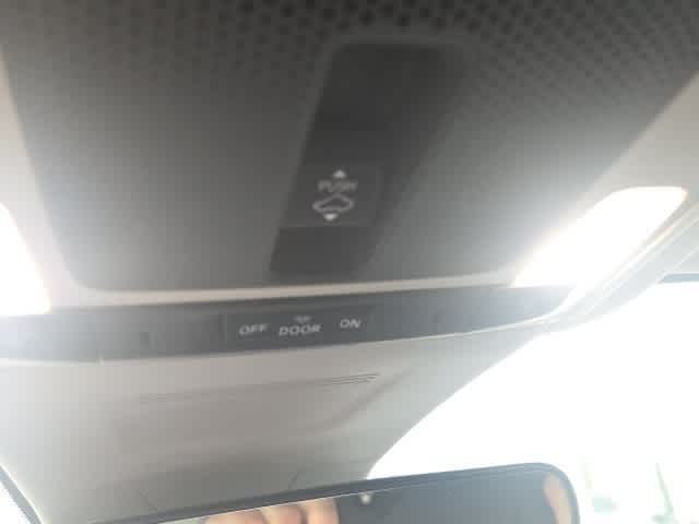 Thumbnail: 2023 Honda CR-V - 27