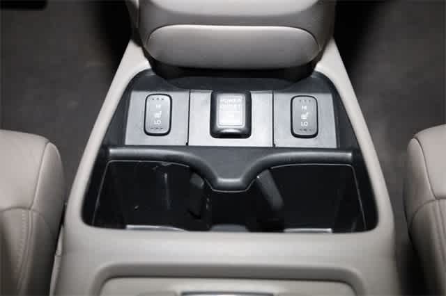 Thumbnail: 2013 Honda CR-V - 30