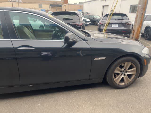 Thumbnail: 2011 BMW 5 Series - 24