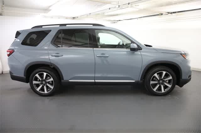 Thumbnail: 2025 Honda Pilot - 10