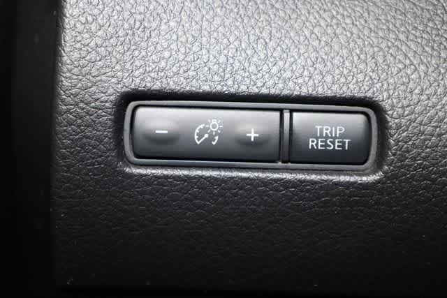 Thumbnail: 2016 Nissan Rogue - 19