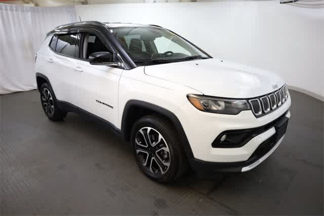 Thumbnail: 2022 Jeep Compass - 10