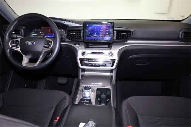 Thumbnail: 2021 Ford Explorer - 17