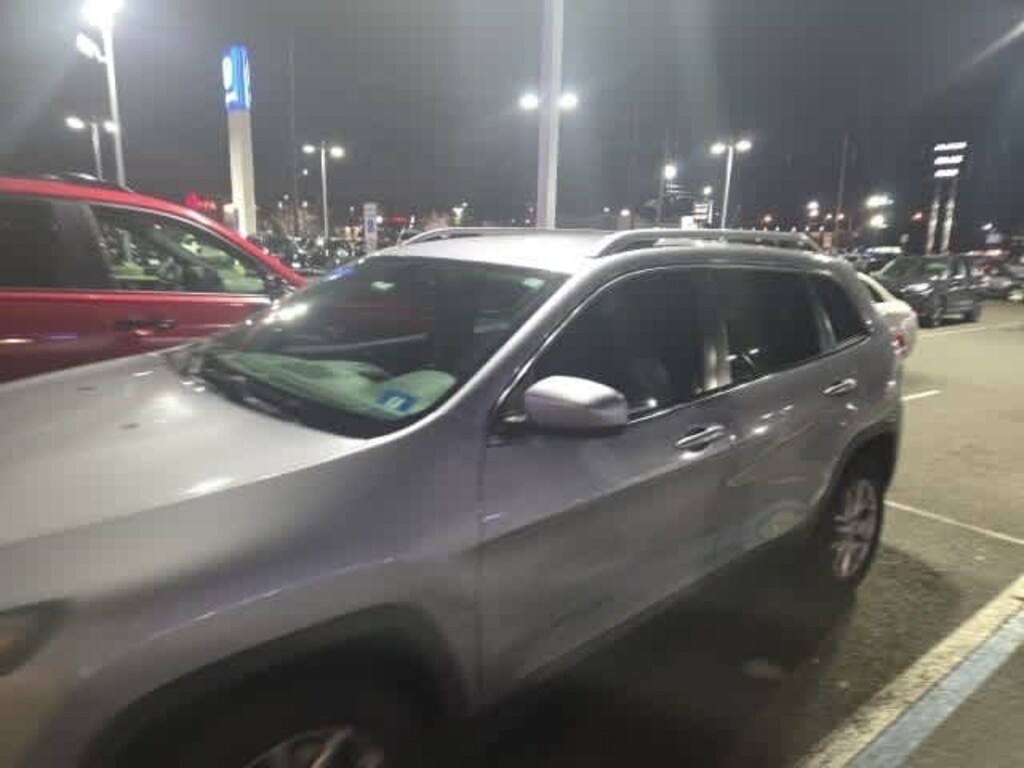 Used 2014 Jeep Cherokee Latitude FWD SUV