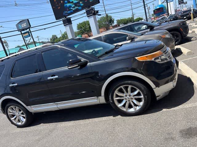 Thumbnail: 2013 Ford Explorer - 19