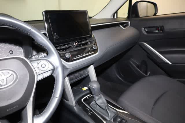 Thumbnail: 2023 Toyota Corolla Cross - 16