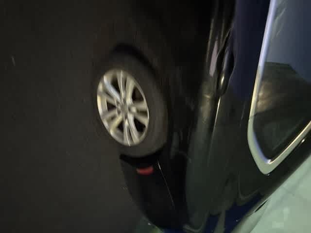 Thumbnail: 2015 Chrysler 200 - 15