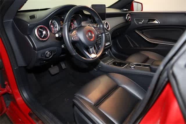 Thumbnail: 2019 Mercedes-Benz CLA - 14