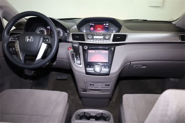 Thumbnail: 2016 Honda Odyssey - 17