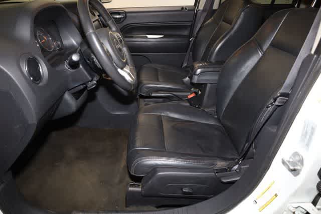 Thumbnail: 2016 Jeep Compass - 15