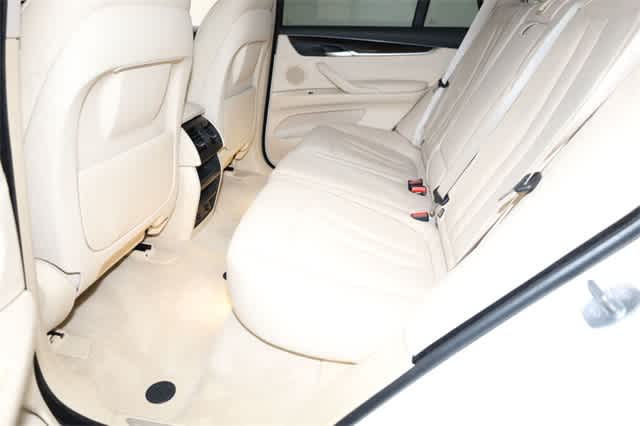 Thumbnail: 2014 BMW X5 - 21