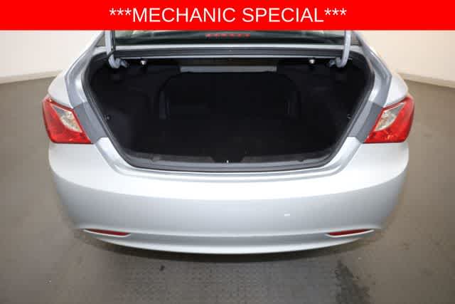 Thumbnail: 2013 Hyundai Sonata - 28