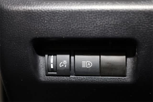 Thumbnail: 2023 Toyota RAV4 - 25