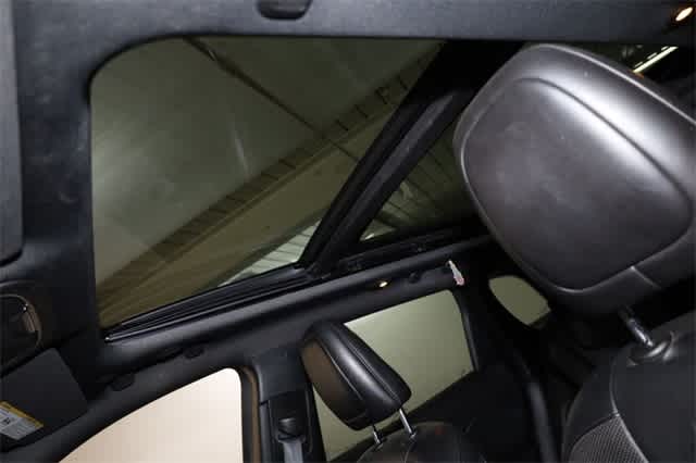 Thumbnail: 2021 Jeep Cherokee - 27