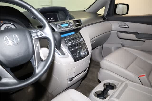 Thumbnail: 2012 Honda Odyssey - 24
