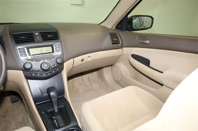 2007 Honda Accord VP 18