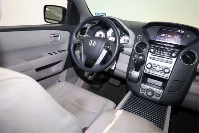 Thumbnail: 2015 Honda Pilot - 16