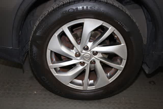 Thumbnail: 2015 Nissan Rogue - 38