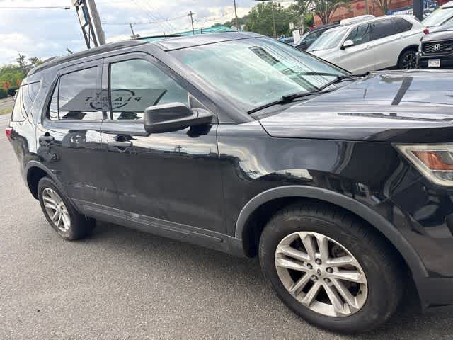 Thumbnail: 2016 Ford Explorer - 16