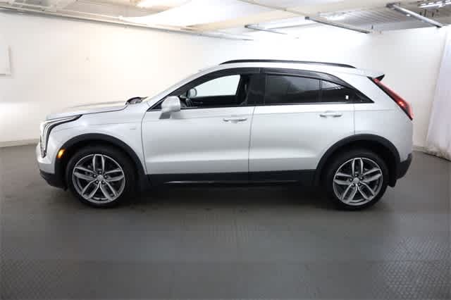 Thumbnail: 2020 Cadillac XT4 - 3