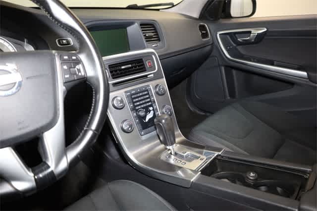 Thumbnail: 2012 Volvo S60 - 23