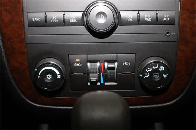 Thumbnail: 2011 Chevrolet Impala - 26