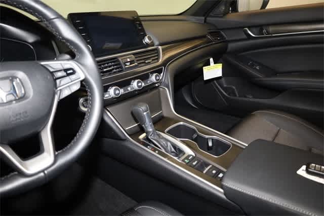 2022 Honda Accord Sport 23