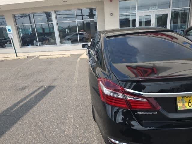 Thumbnail: 2017 Honda Accord - 9