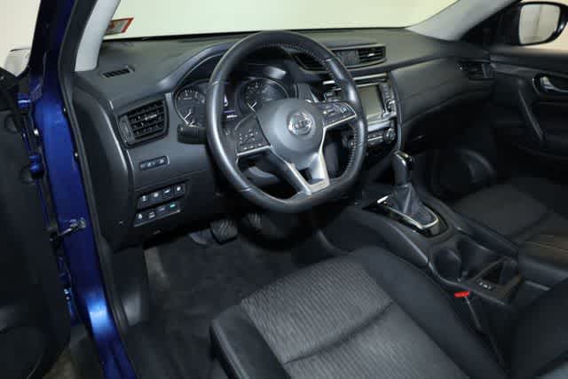 Thumbnail: 2019 Nissan Rogue - 14