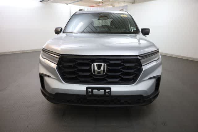 Thumbnail: 2024 Honda Pilot - 12