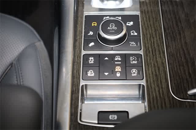 Thumbnail: 2017 Land Rover Range Rover Sport - 38