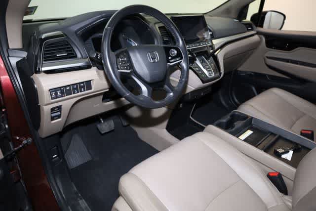 Thumbnail: 2018 Honda Odyssey - 14