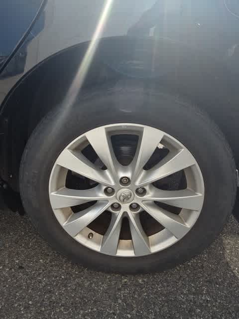 Thumbnail: 2013 Toyota Venza - 23