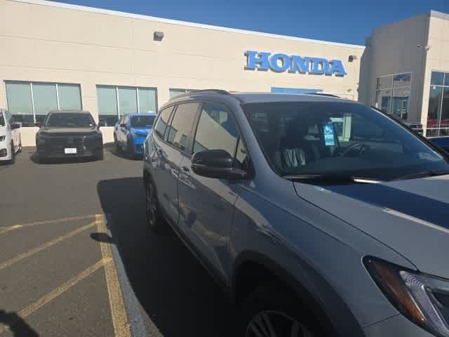 Thumbnail: 2022 Honda Pilot - 16
